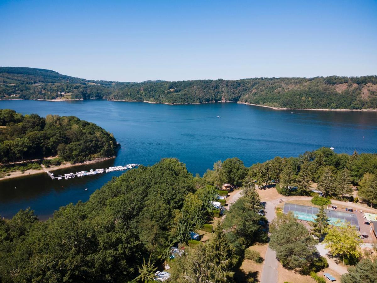 Campsite Huttopia De La Siauve Lanobre
